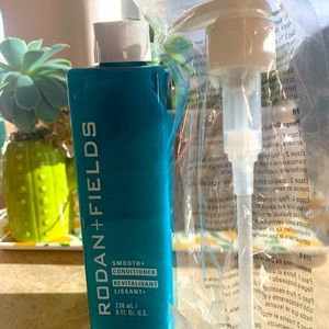 NIB🩵Rodan + Fields🩵Smooth+Conditioner